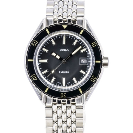 Montre homme Doxa SUB 200 Sharkhunter en acier inoxydable, cadran noir, automatique, étanche à 200 m, référence 799.10.101.10