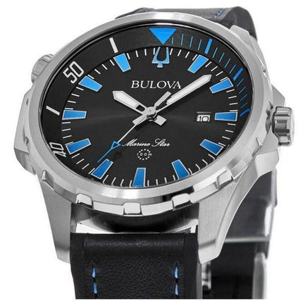 Montre pour homme Bulova Marine Star avec bracelet en silicone et cadran noir 96B337 100M