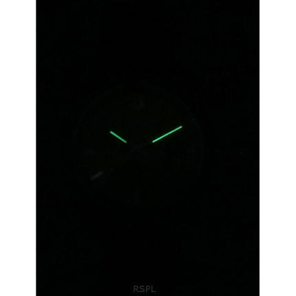 Montre Bulova Surveyor avec bracelet en cuir et cadran vert automatique 96B427 pour homme