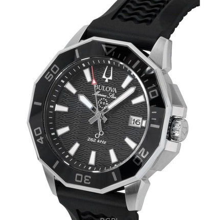 Montre homme Bulova Marine Star Precisionist, bracelet en silicone, cadran noir, mouvement à quartz, étanche à 200 m (référence 96B432).