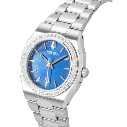 Montre femme Bulova Surveyor en acier inoxydable avec accents de diamants et cadran en nacre bleue (96R246)