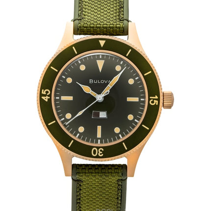 Montre homme Bulova Mil Ships Édition Spéciale 150e anniversaire, cadran vert, automatique, étanche à 200 m, référence 98A324