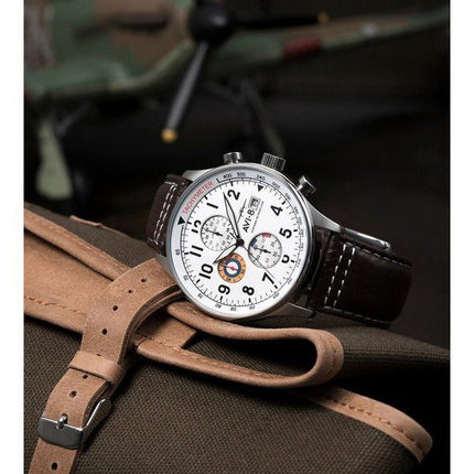 Montre pour homme AVI-8 Hawker Hurricane Classic chronographe classique à cadran blanc à quartz AV-4011-01