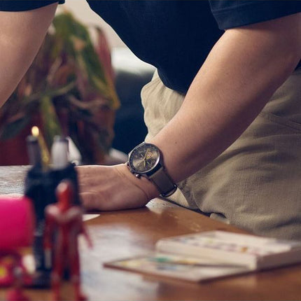 HORSMontre pour homme AVI-8 Hawker Hurricane Tachymeter Quartz AV-4011-0E