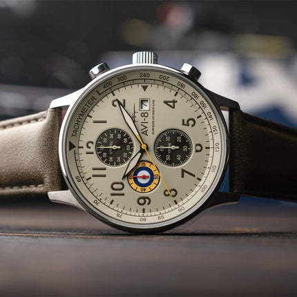 Montre chronographe classique AVI-8 Hawker Hurricane à quartz avec cadran kaki AV-4011-1B pour homme avec bracelet supplémentair