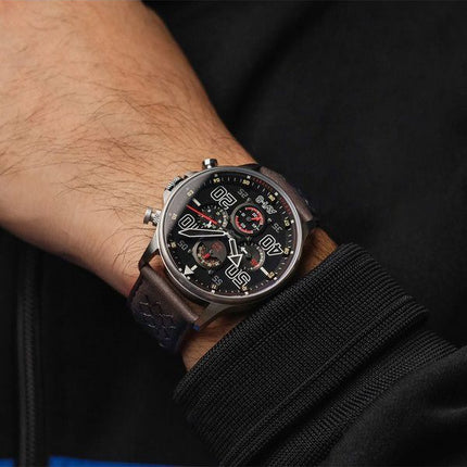 Montre pour homme AVI-8 Hawker Typhoon Rb396 Sheila Chronographe Édition limitée Cadran noir Quartz AV-4093-05