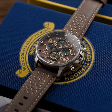 AVI-8 Hawker Typhoon Rb396 Sheila Chronographe Édition Limitée Westhampnett Cadran Marron Quartz AV-4093-06 Montre pour Homme