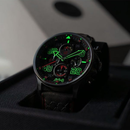 Montre chronographe AVI-8 Hawker Typhoon Coningham pour homme avec bracelet en cuir et cadran noir à quartz AV-4093-0A