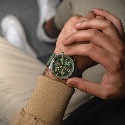 Montre chronographe AVI-8 Hawker Typhoon Coningham Harding avec bracelet en cuir et cadran vert à quartz AV-4093-0D pour homme