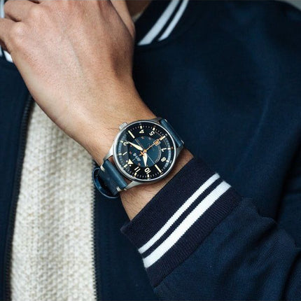 Montre automatique pour homme AVI-8 Hawker Hurricane Kent Sussex, bracelet en cuir, cadran bleu, automatique AV-4094-02