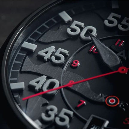 Montre pour homme AVI-8 Hawker Hurricane Clowes automatique Night Reaper édition limitée Night Shadow cadran noir AV-4097-05