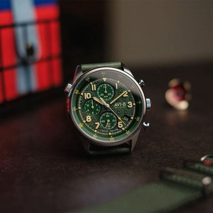 AVI-8 Flyboy Royal British Legion Tri-Service Chronographe Édition Limitée Marlborough Lines Cadran Vert Quartz AV-4102-RBL-03 H