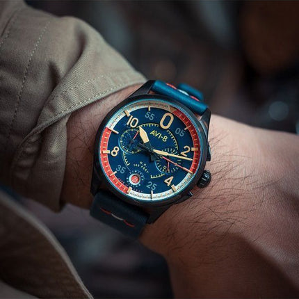 Montre pour homme AVI-8 Spitfire P8331 Laguna Chronograph Limited Edition Sumatra Blue Dial Quartz AV-4105-01