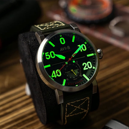 Montre Homme AVI-8 Dambuster Chadwick Meca-Quartz Bracelet Cuir Vert Forêt Cadran Vert AV-4113-02