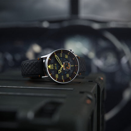 Montre automatique AVI-8 Hawker Typhoon Baldwin avec bracelet en cuir et cadran noir cool pour homme AV-4119-01