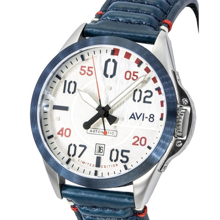 Montre homme AVI-8 P-51 Mustang Hitchcock Édition Limitée 85e anniversaire Cadran argenté Automatique AV-4146-01