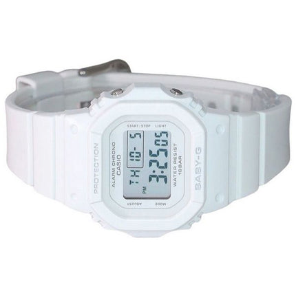 Montre pour femme Casio Baby-G numérique avec bracelet en résine blanche et quartz BGD-565U-7 100M