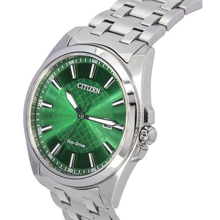 Montre pour homme Citizen Peyten en acier inoxydable avec cadran vert Eco-Drive BM7530-50X 100M