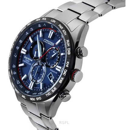 Montre homme Citizen CB5945-85L avec chronographe radiocommandé et cadran bleu en titane Eco-Drive 100 m
