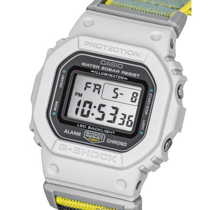 Montre homme Casio G-Shock DW-5600MNC-7A8 à bracelet textile, mouvement à quartz numérique et étanche à 200 m.