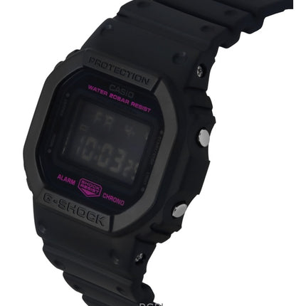 Montre femme Casio G-Shock Digital Pink Ribbon, bracelet en résine biosourcée, quartz DW-5600PK-1, 200 m