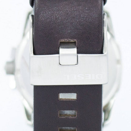 Montre diesel Master Chief Quartz brun cuir DZ1206 masculin