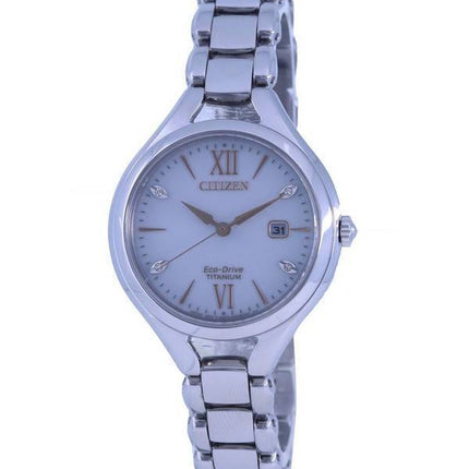 Montre Citizen élégante avec cadran argenté en titane Eco-Drive EW2560-86A pour femme