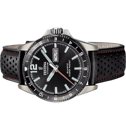 Montre Festina pour homme avec bracelet en cuir titane et cadran noir, quartz F20699-4 100 m