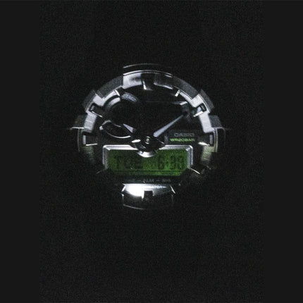 Montre homme Casio G-Shock GA-700BEG-1A, cadran noir, mouvement à quartz, analogique et numérique, étanche à 200 m. Boîtier en résine.
