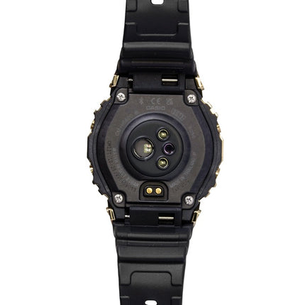 Montre homme Casio G-Shock GM-H5600-9 200M avec bracelet en résine et fonction solaire, compatible smartphone et affichage numérique. Étanche à 200 m.