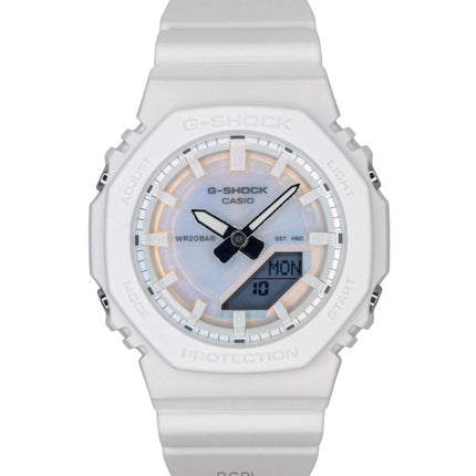 Montre femme Casio G-Shock analogique numérique avec bracelet en résine et cadran blanc polarisé GMA-P2100PC-7A à quartz, autonomie 200 m