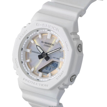 Montre femme Casio G-Shock analogique numérique avec bracelet en résine et cadran blanc polarisé GMA-P2100PC-7A à quartz, autonomie 200 m