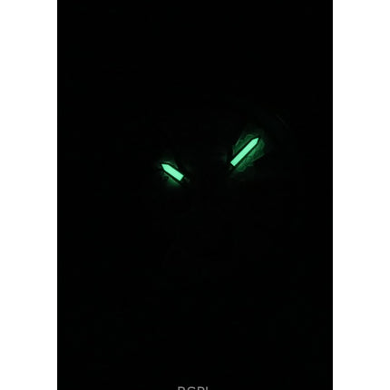 Montre Invicta Racing Chronograph Bracelet en silicone Cadran blanc Quartz 47736 pour homme