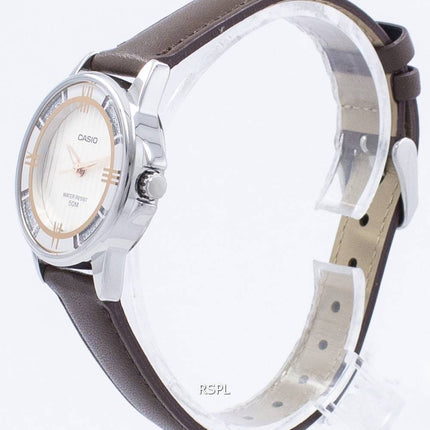 Montre analogique Quartz Casio Enticer LTP-1391L-5AV LTP1391L-5AV féminin