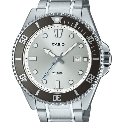 Montre analogique Casio pour homme avec cadran argenté et quartz, en acier inoxydable, 200 m, MDV-107D-7AV