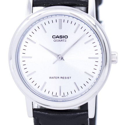 Montre Casio Quartz analogiques MTP-1095E-7 a masculine