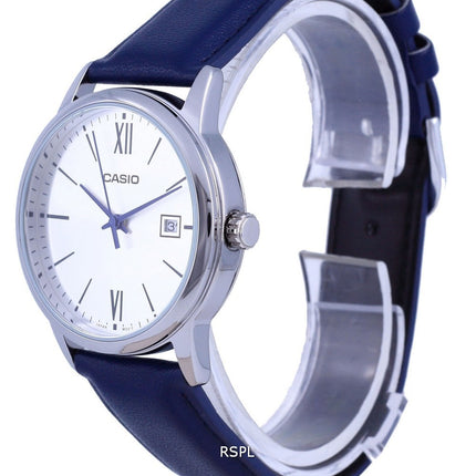 Montre pour homme Casio à cadran argenté en acier inoxydable à quartz analogique MTP-V002L-2B3 MTPV002L-2