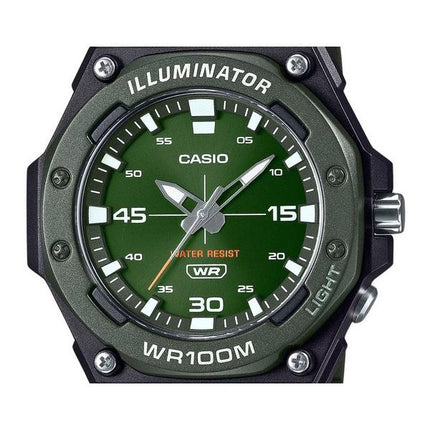 Montre pour homme Casio Standard avec bracelet en résine analogique et cadran vert MW-620H-3AV 100M