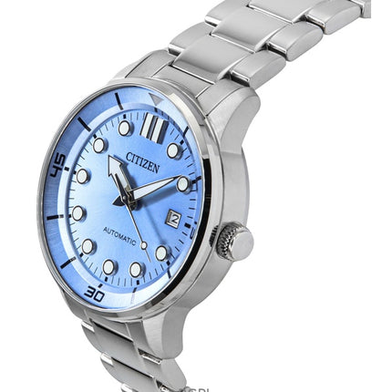 Montre homme Citizen NJ0191-83A automatique en acier inoxydable avec cadran bleu clair et bracelet en caoutchouc résistant aux chocs.