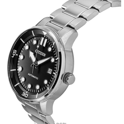 Montre homme Citizen NJ0191-83E automatique en acier inoxydable avec cadran noir et bracelet en caoutchouc résistant aux chocs.
