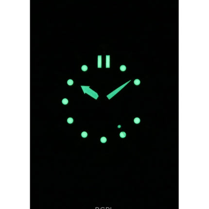 Montre homme Citizen NJ0196-80X automatique en acier inoxydable avec cadran vert et bracelet en caoutchouc résistant aux chocs.