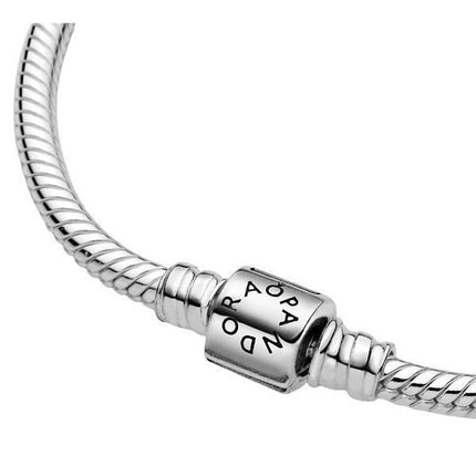Bracelet à chaîne serpent Pandora Moments avec fermoir à barillet 598816C00-20 pour femme