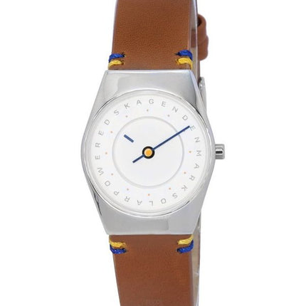 Skagen Grenen Lille Solar Hola Bracelet en cuir marron clair Cadran blanc SKW3086 Montre pour femme