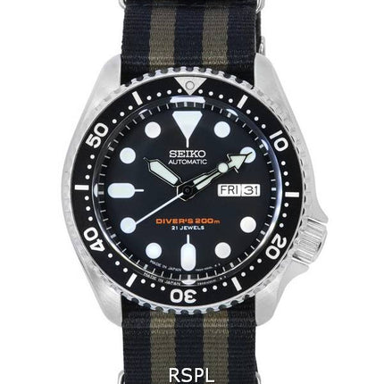 Montre pour homme Seiko Black Dial Automatic Diver SKX007J1-var-NATO21 200M