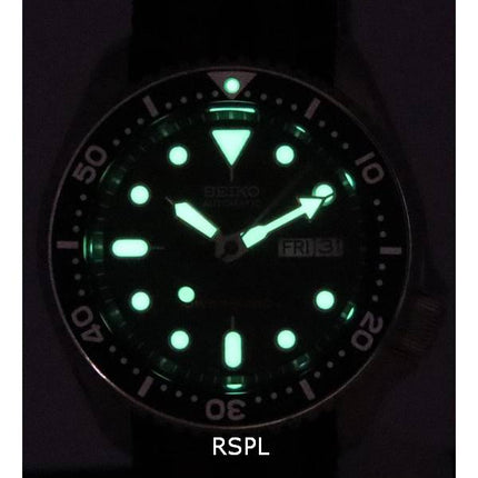 Montre pour homme Seiko Black Dial Automatic Diver SKX007K1-var-NATO22 200M