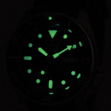 Montre 200M armée OTAN Strap SKX009J1-NATO5 masculin automatique Seiko Diver