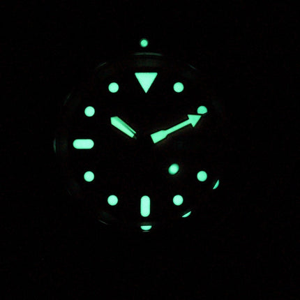 Montre pour homme Seiko Automatic Diver's Japan Made Polyester SKX011J1-var-NATO28 200M