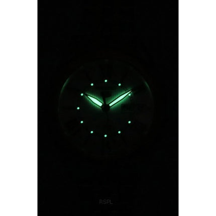 Montre Seiko 5 bicolore en acier inoxydable avec cadran argenté et 21 bijoux automatique SNKL36J1 pour homme