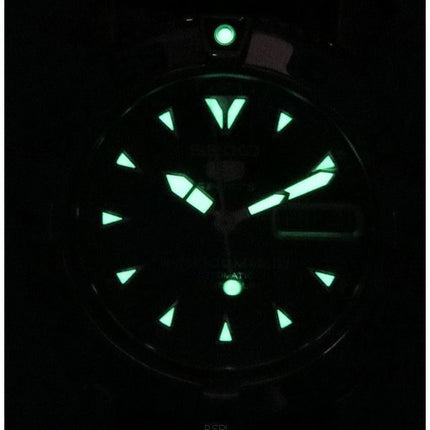 Montre Homme Seiko 5 Sports Bracelet Caoutchouc Cadran Noir Automatique SNZB33J2 100M