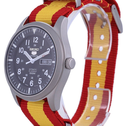 Montre Seiko 5 Sports automatique en polyester SNZG15J1-var-NATO29 100M pour homme